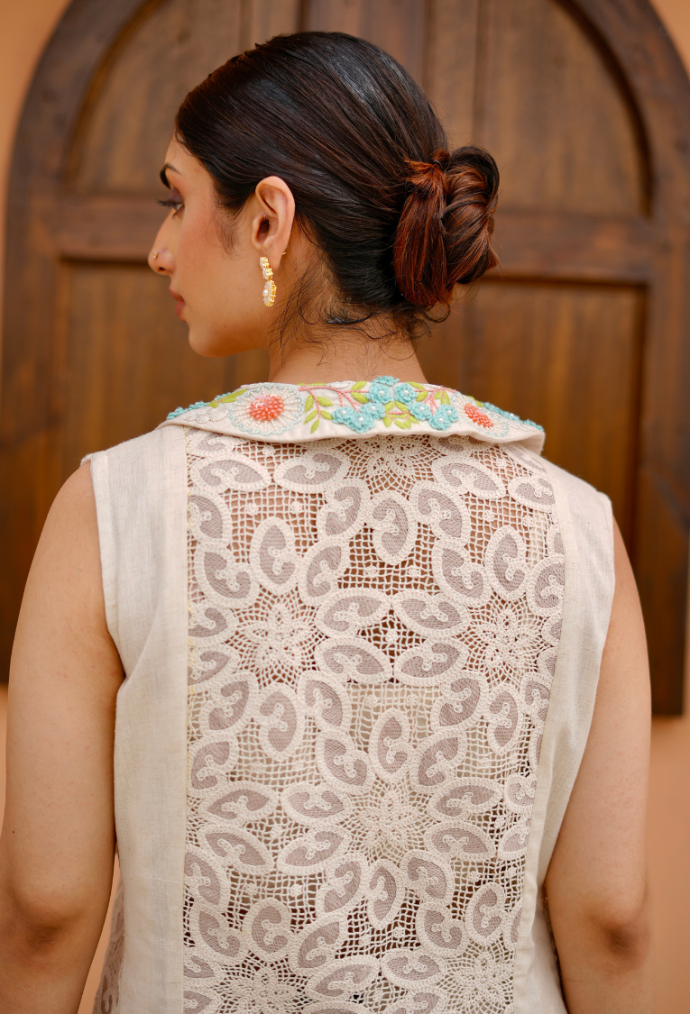 Beige Color Heavy Collor Joot Jacket