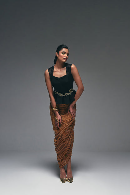 Elegant black crepe peplum top wit gathering skirt