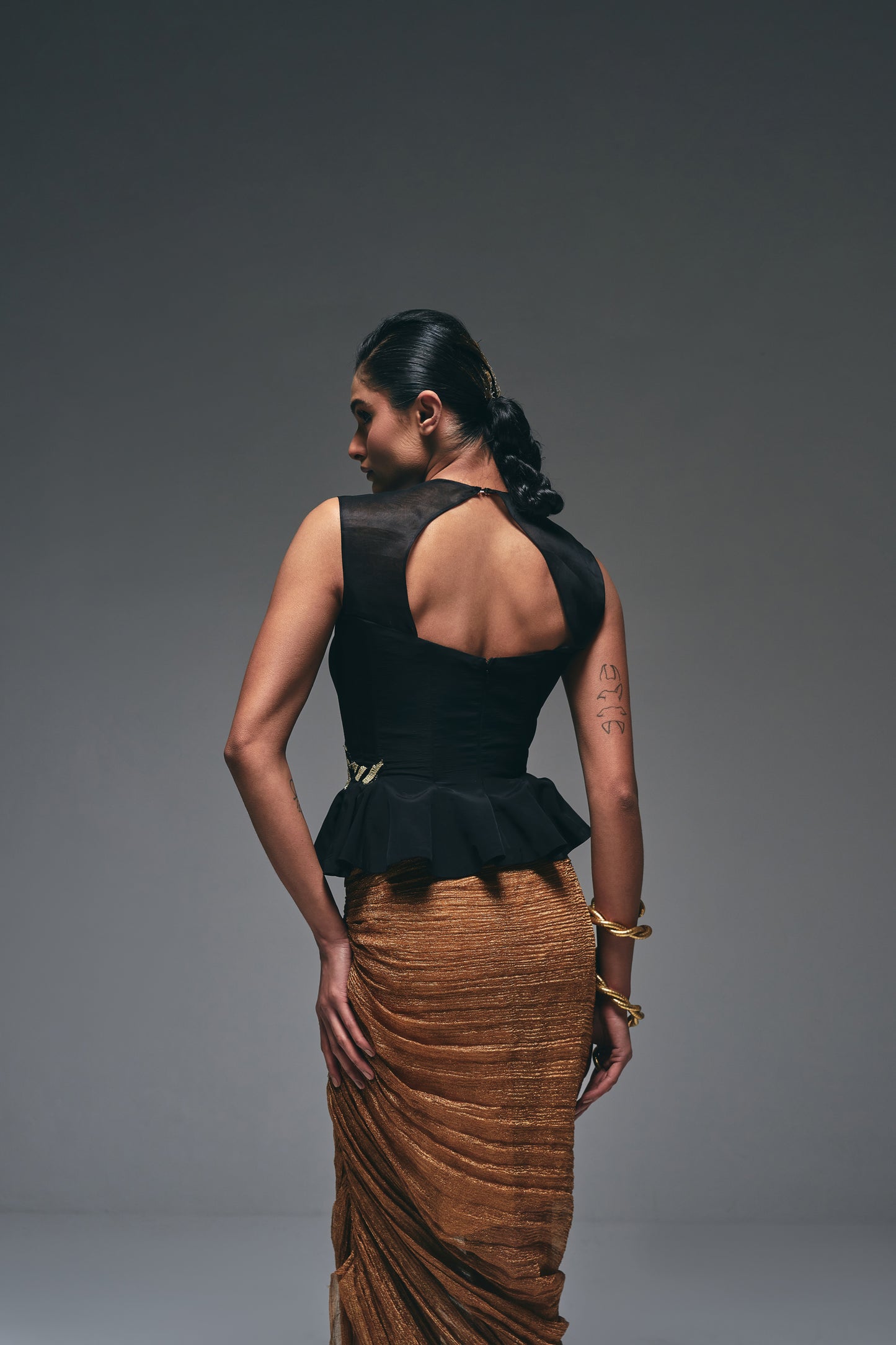 Elegant black crepe peplum top wit gathering skirt